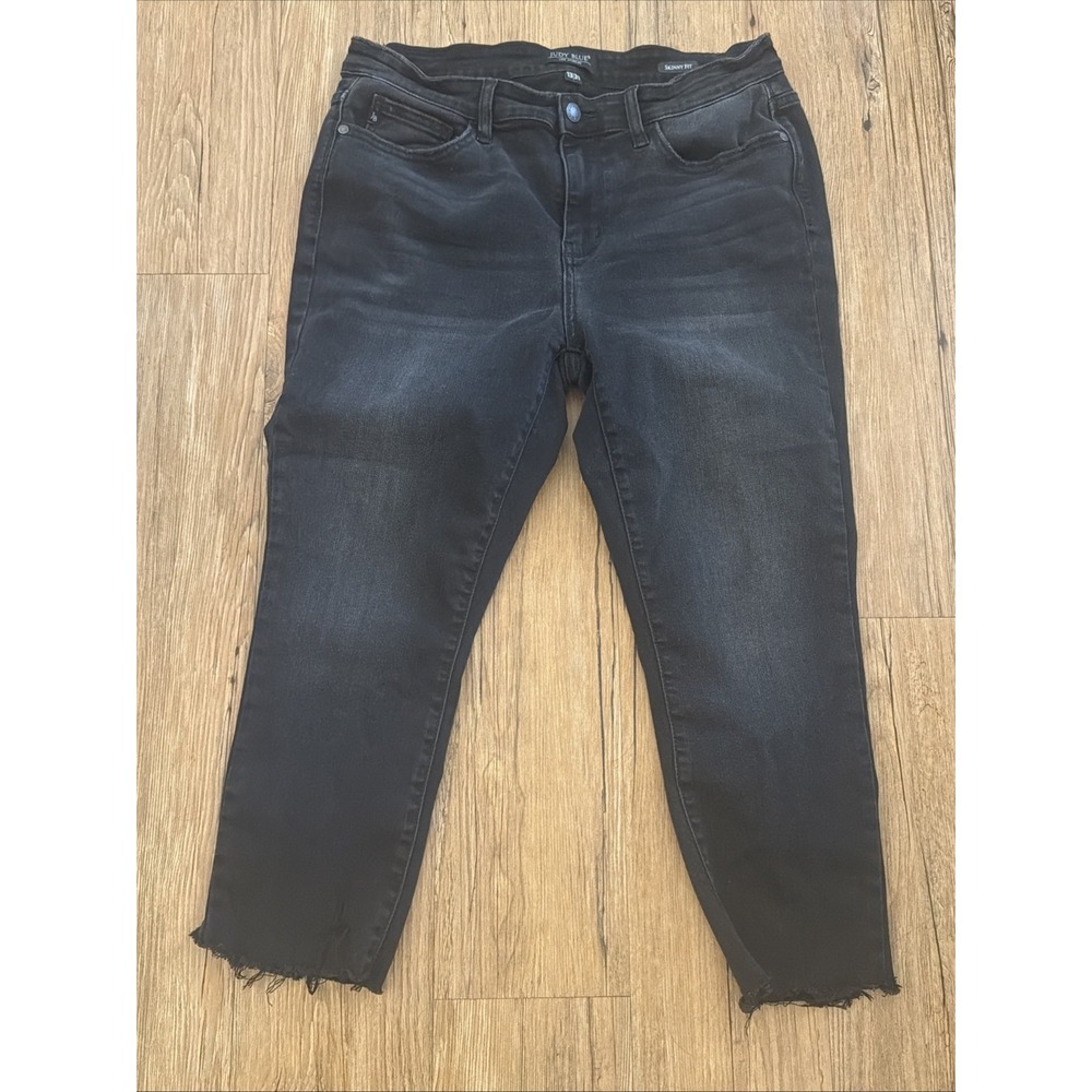 Judy Blue Jeans Black Size 13/31 Skinny Fit Crop Leg Stretchy Cute High Waisted